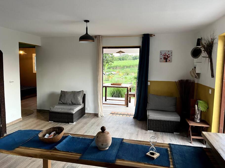 Jolie Petite Maison A La Campagne Le Moule Kültér fotó