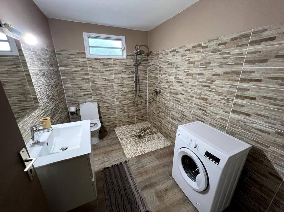 Jolie Petite Maison A La Campagne Le Moule Kültér fotó